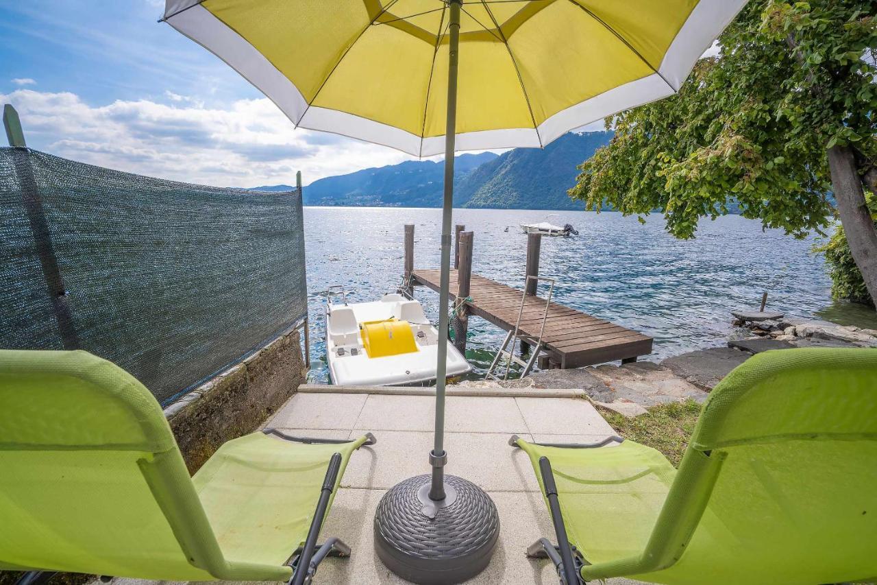 Il Glicine Appartamento Con Darsena Privata A Lago Pettenasco Exterior photo